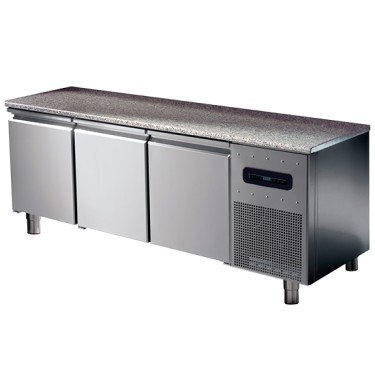 Tavolo refrigerato per pasticceria hccp 3 porte,8 guide e 3 griglie 60x40 cm con piano in granito