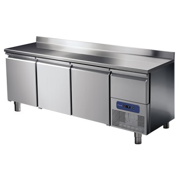 Tavolo refrigerato professionale 3 porte GN 1/1 con alzatina e cassetto refrigerato su vano motore, -2 °/+8 °C